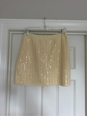 zara knit butter yellow sequin mini skirt size large